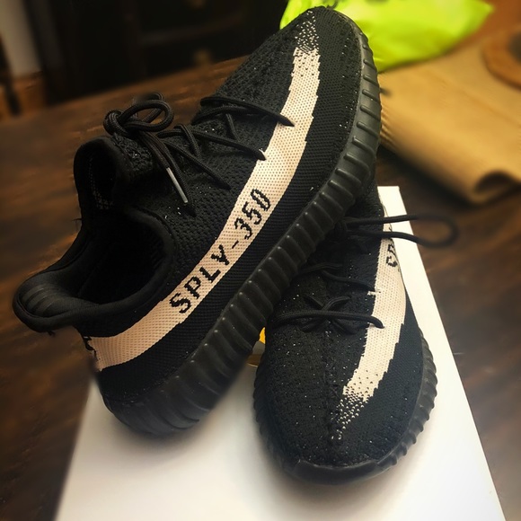 yeezy couple shoes